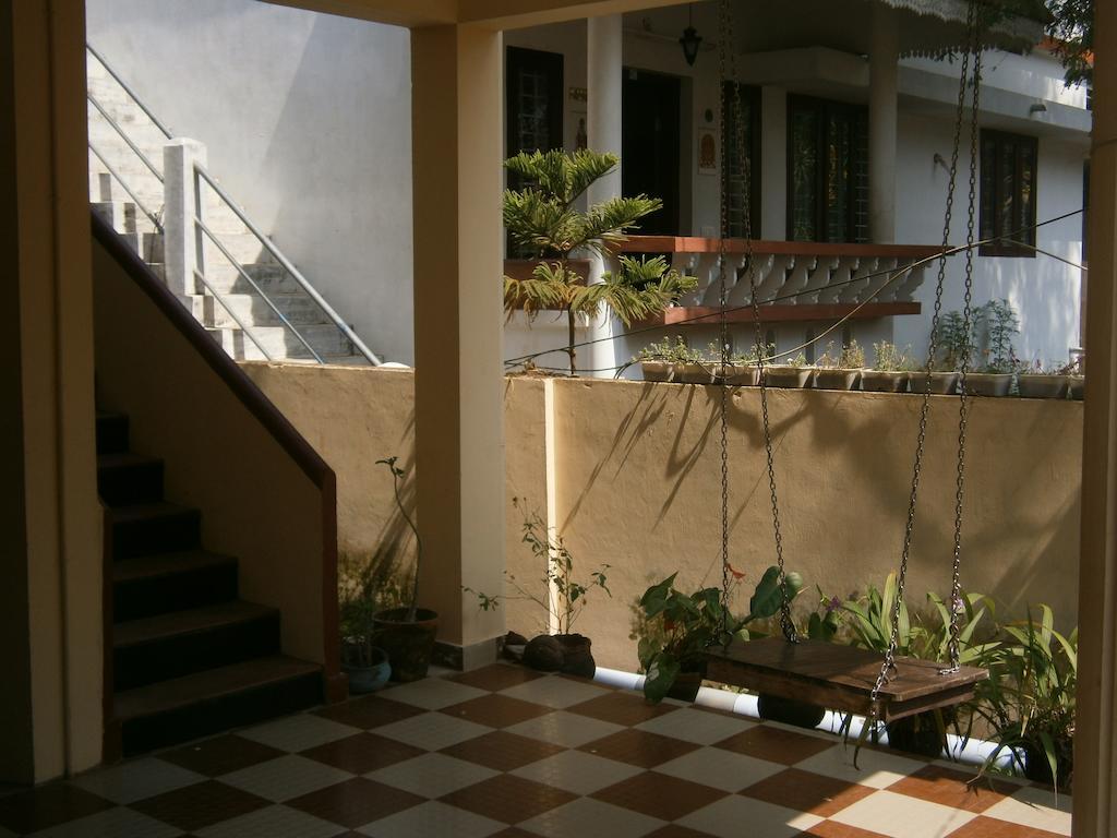 Lazar Residency Homestay Kochi Exterior photo