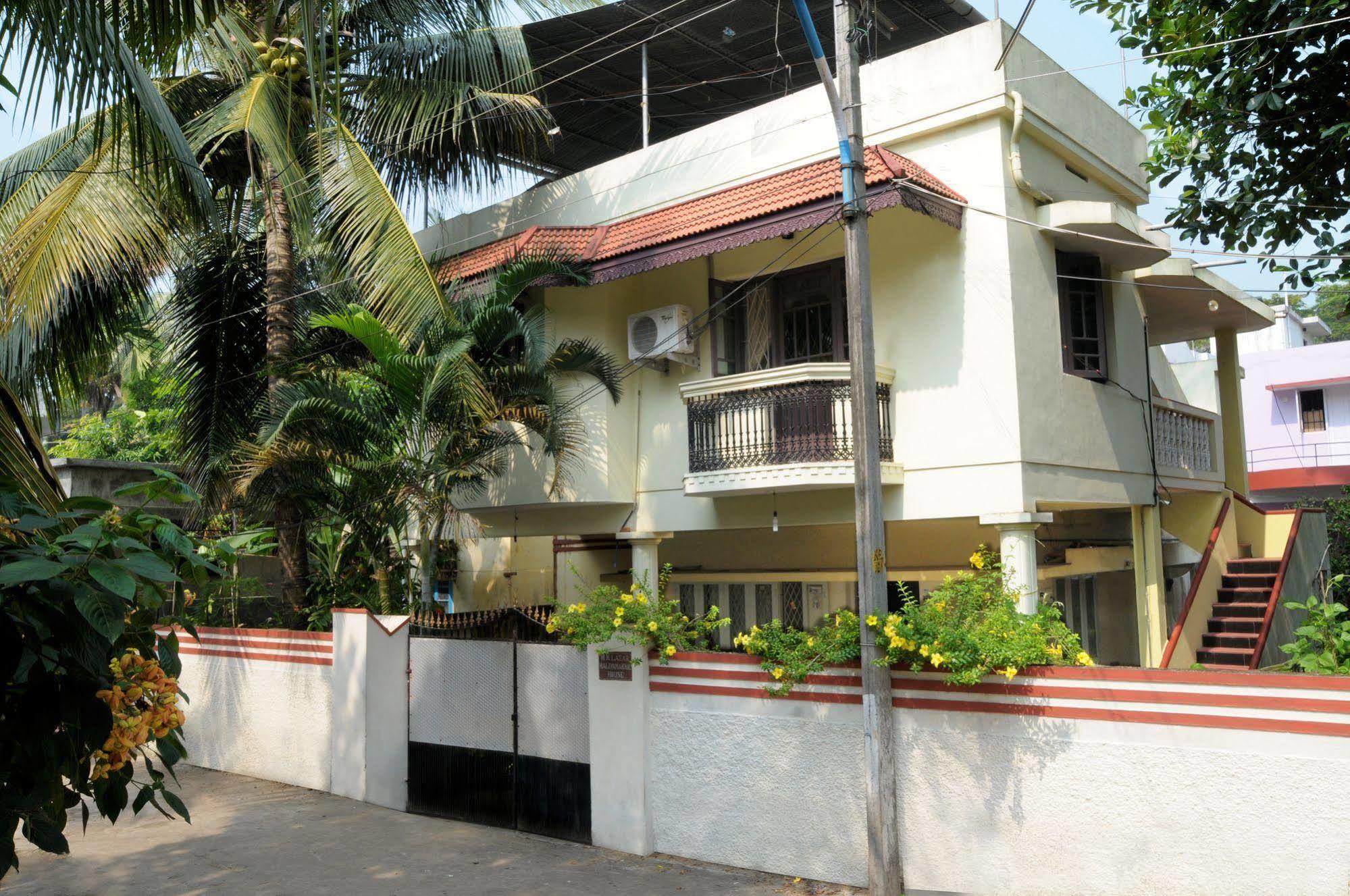 Lazar Residency Homestay Kochi Exterior photo